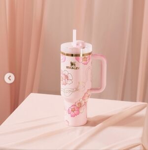 Stanley X Barbie Peaches & Cream  New Sold Out Collab